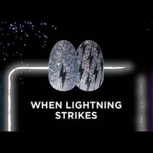 Color Street When Lightening Strikes